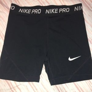 woman’s Nike Pro BIKER shorts!!